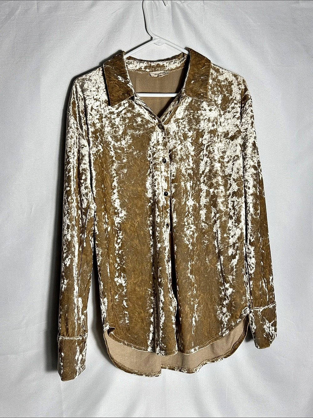 Mystree Gold Crushed Velvet Button Down Shirt Blouse Size Large